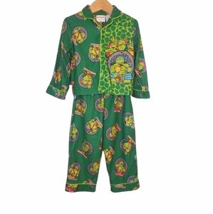Nickelodeon Teenage Mutant Ninja Turtles pajama set
